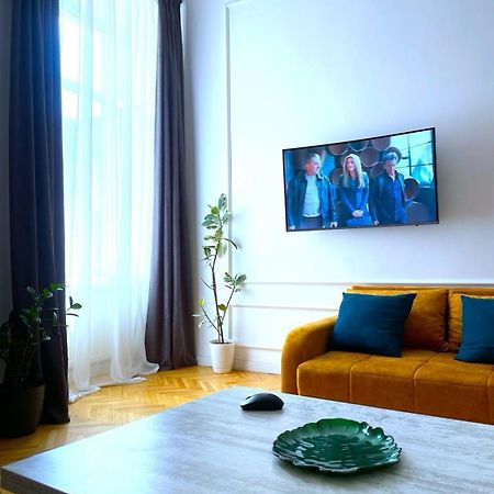 Art Hotel Tabidze Tbilisi Ngoại thất bức ảnh